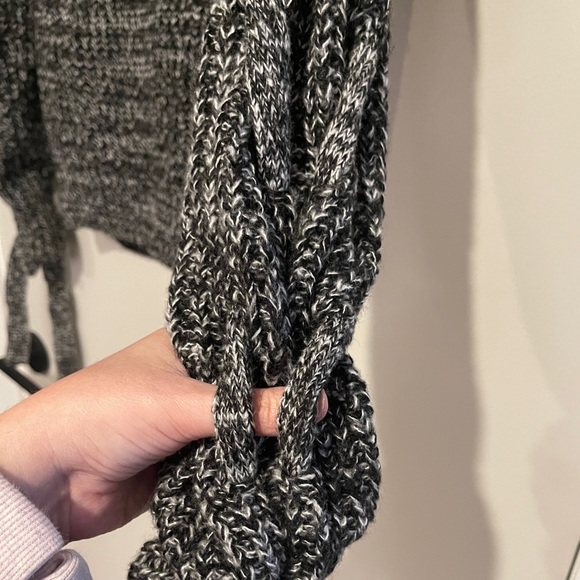 H&M - Sweater Braided Cable Knitting Black | White | Grey Size L - Picture 8 of 10